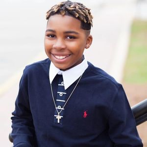 Meet your Posher, Kiki